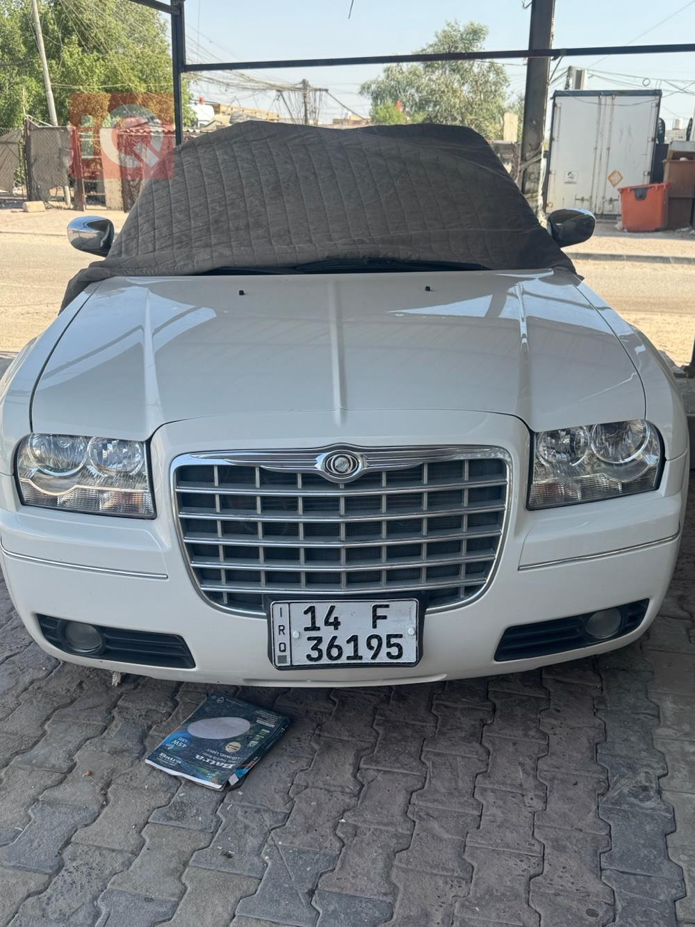 کرایسلەر 300